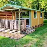 Spacieux Avec Terrasse Pour 6 Personnes - Api-1-52-1112 *