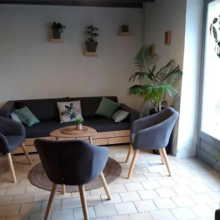 Spacieux Avec Terrasse Pour 6 Personnes - Api-1-52-1112