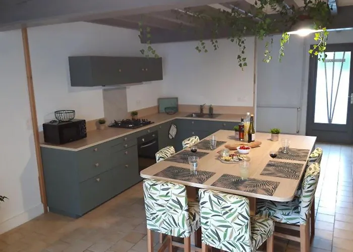 Spacieux Avec Terrasse Pour 6 Personnes - Api-1-52-1112 Camping Vendoire