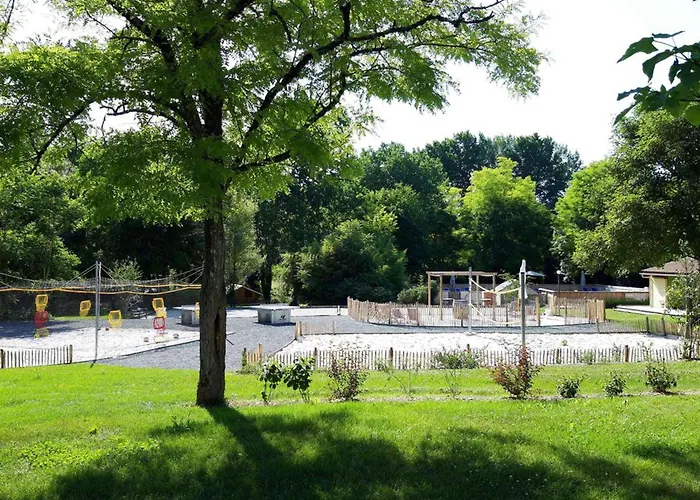 Spacieux Avec Terrasse Pour 6 Personnes - Api-1-52-1112 *