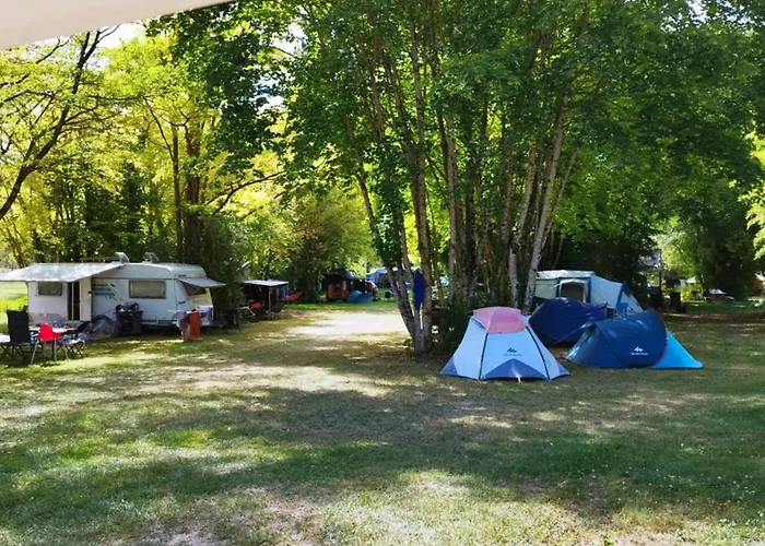 Spacieux Avec Terrasse Pour 6 Personnes - Api-1-52-1112 *